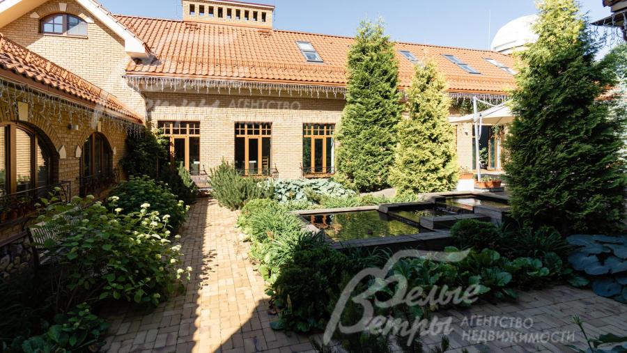 Внутренний дворик 