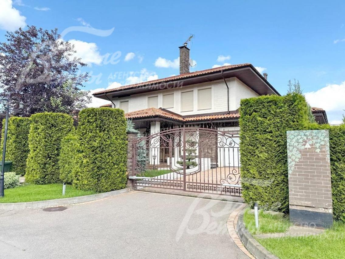 Дома в коттеджном поселке Благодать