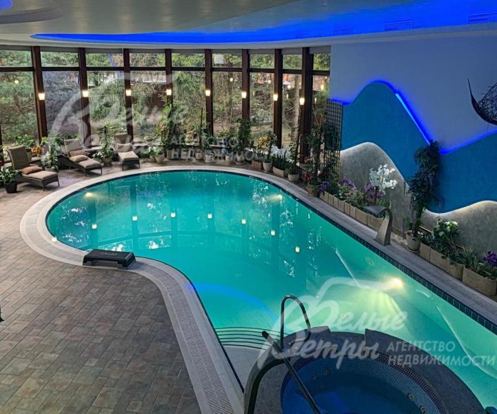 Дом в аренду площадью 220 кв.м в обжито коттеджном поселке Новоглаголево