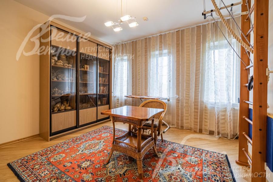 В доме 3 спальни