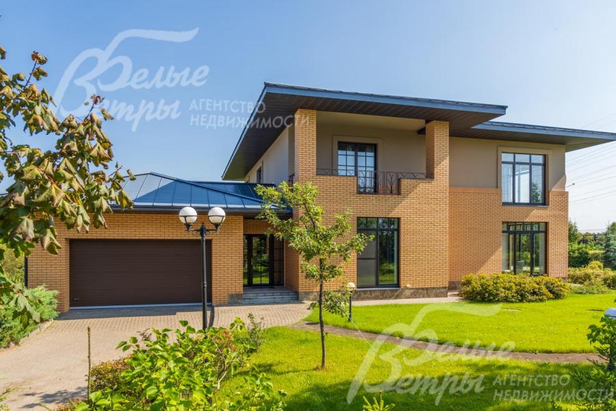 Дом 409 кв.м на участке 19 соток в поселке Эко-Варварино  