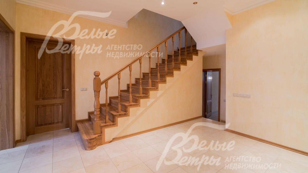 Лестница на ж/б основании стандартной ширины