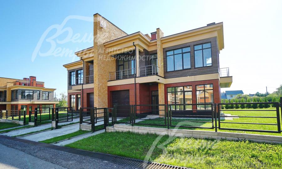 Секция твинхауса под отделку в коттеджном поселке Фортопс