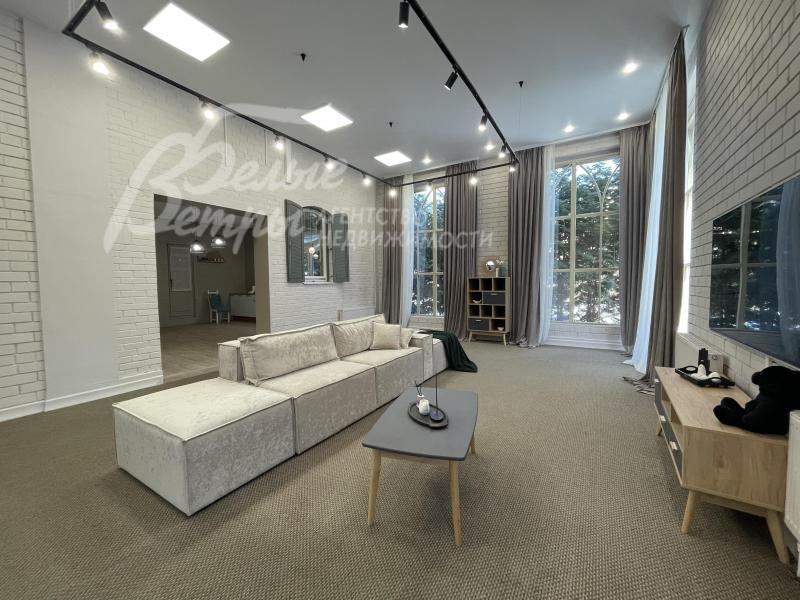 Дом в аренду, 350 м2