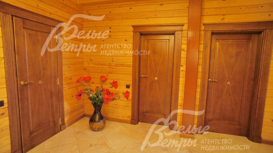 Двери "Legnoform" из массива дуба (Италия)