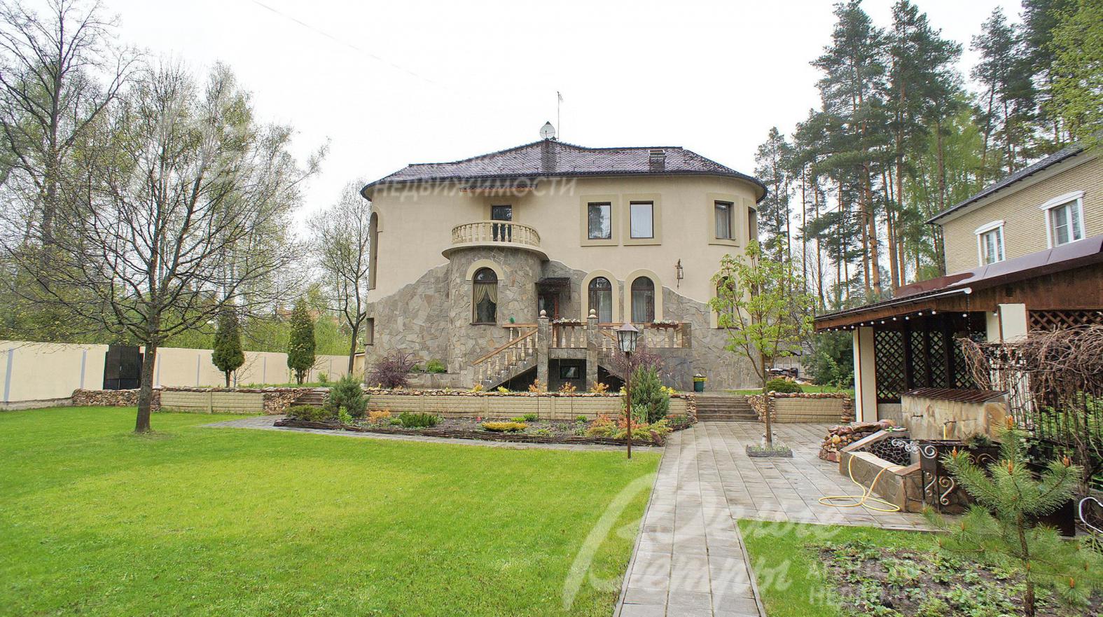 Готовый к проживанию дом 685 кв.м в КП Витязь (п.Ватутинки)