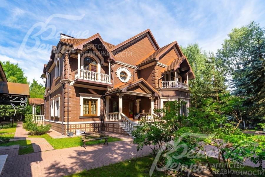 Усадьба класса люкс 910 кв.м с мебелью на Киевском шоссе