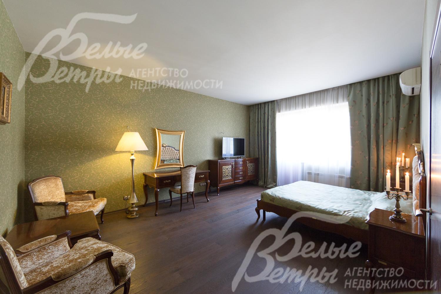 Мастер-спальня 26,5 кв.м с итальянским гарнитуром