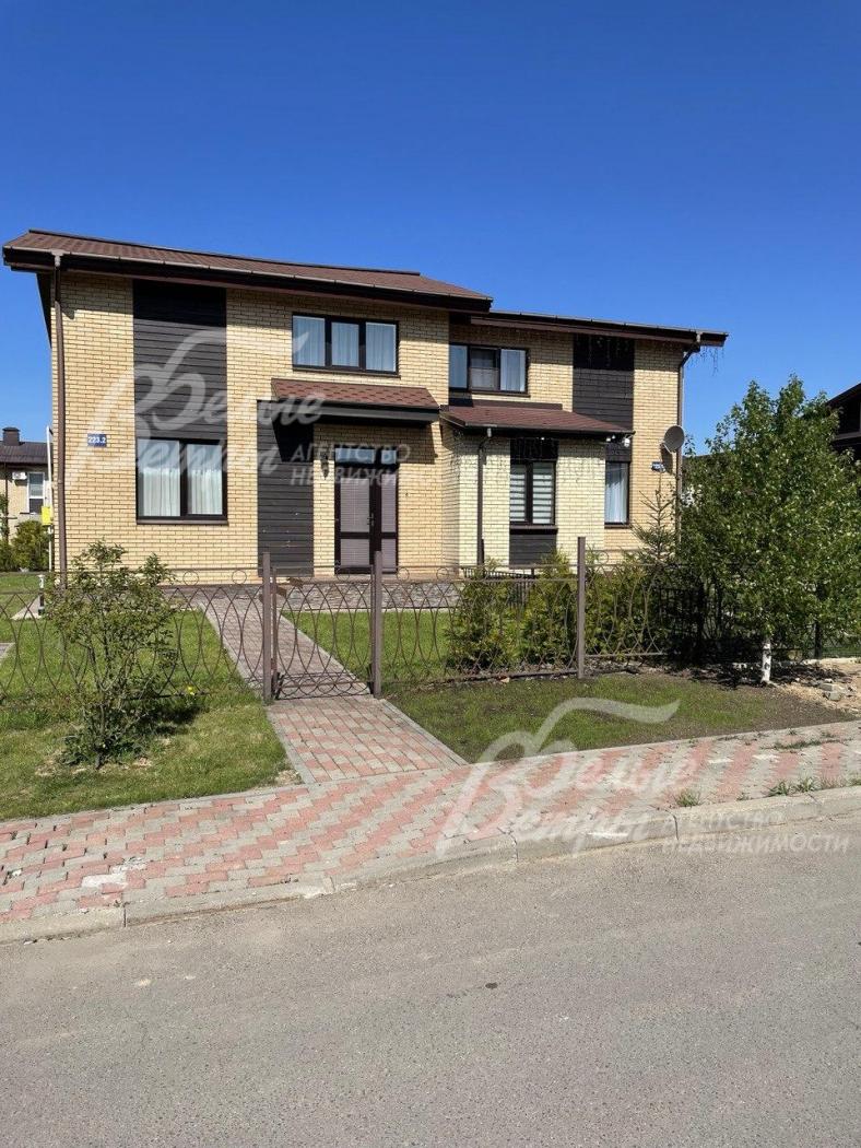 Секция дуплекса 118 кв.м. в охраняемом поселке Марсель с хорошей инфраструктурой