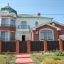 Меблированный дом с качественной отделкой на участке 20 соток.