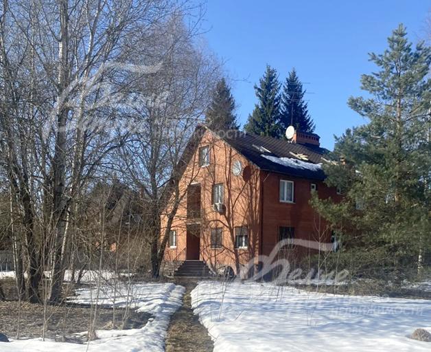 Дом по отделку на участке 12 сот 