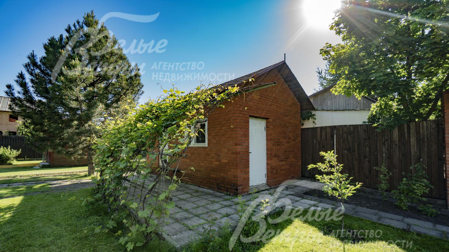 Хозблок на участке