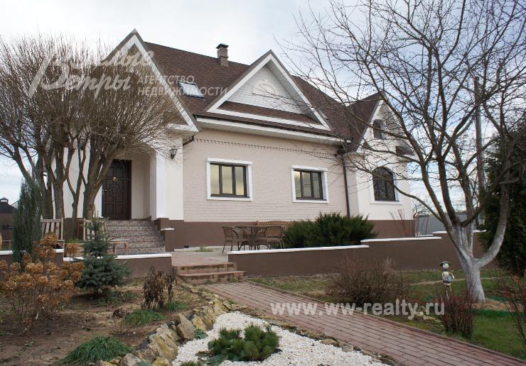 Меблированный коттедж 170 кв.м в Свитино