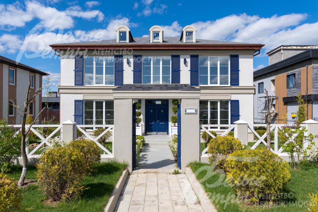 Дом 310 кв.м. под финишную отделку в коттеджном поселке Певчее