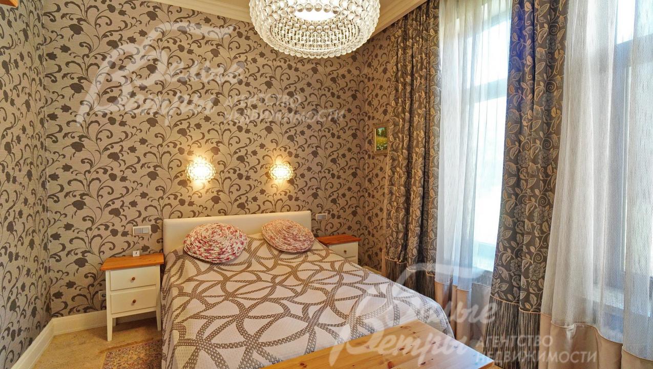 Спальня на 1м этаже 13.6 кв.м