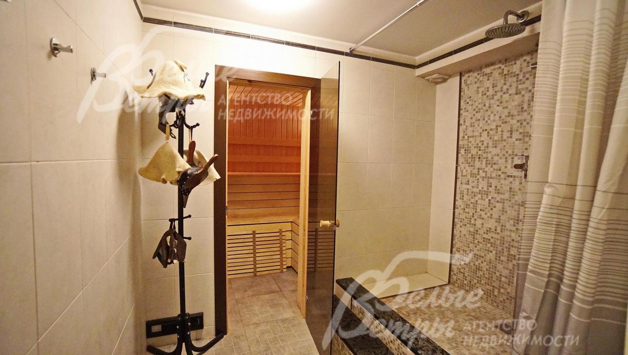 Сауна с душевой в цокольном этаже