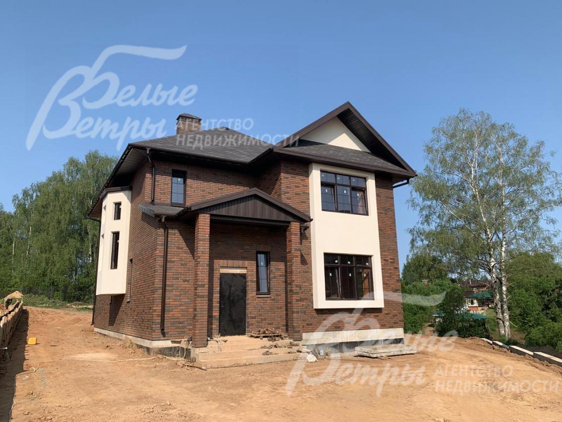 Коттедж 253 кв.м + мансарда 65 кв.м под отделку в поселке Ильичевка