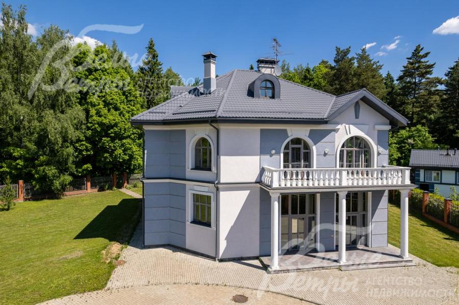 Коттедж под ключ площадью 540 кв.м в коттеджном поселке Усадьба Зайцево