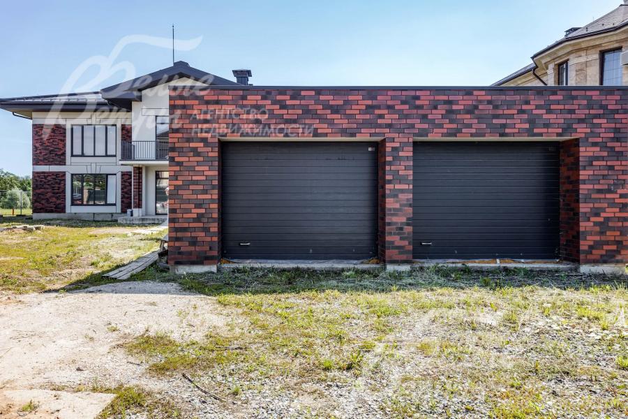 Гараж на 2 авто с квартирой для персонала, с котельной