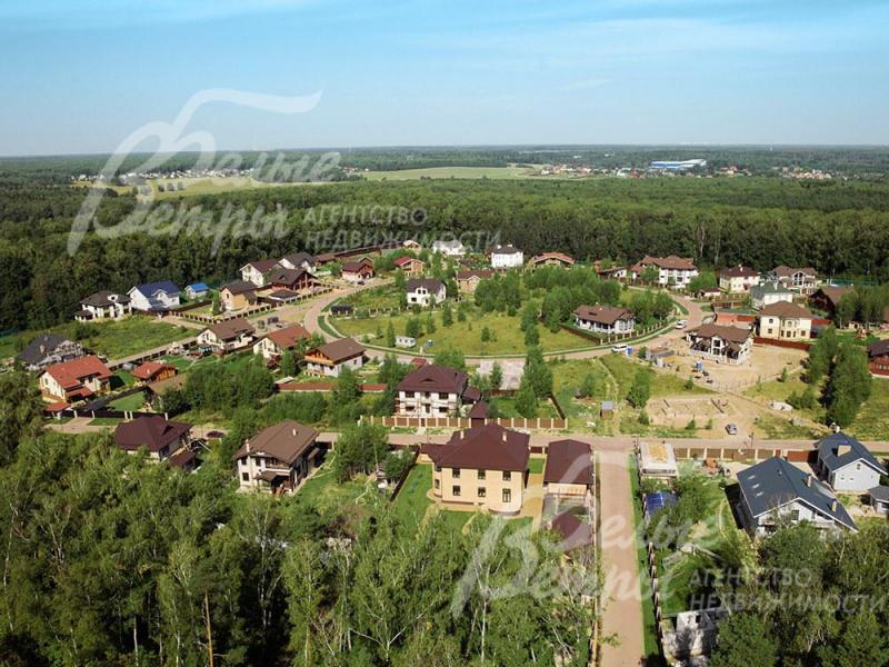 Готовый обжитой поселок