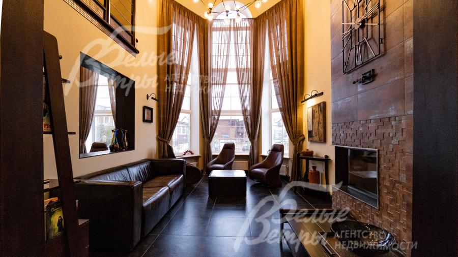 Гостиная 30 кв.м со вторым светом