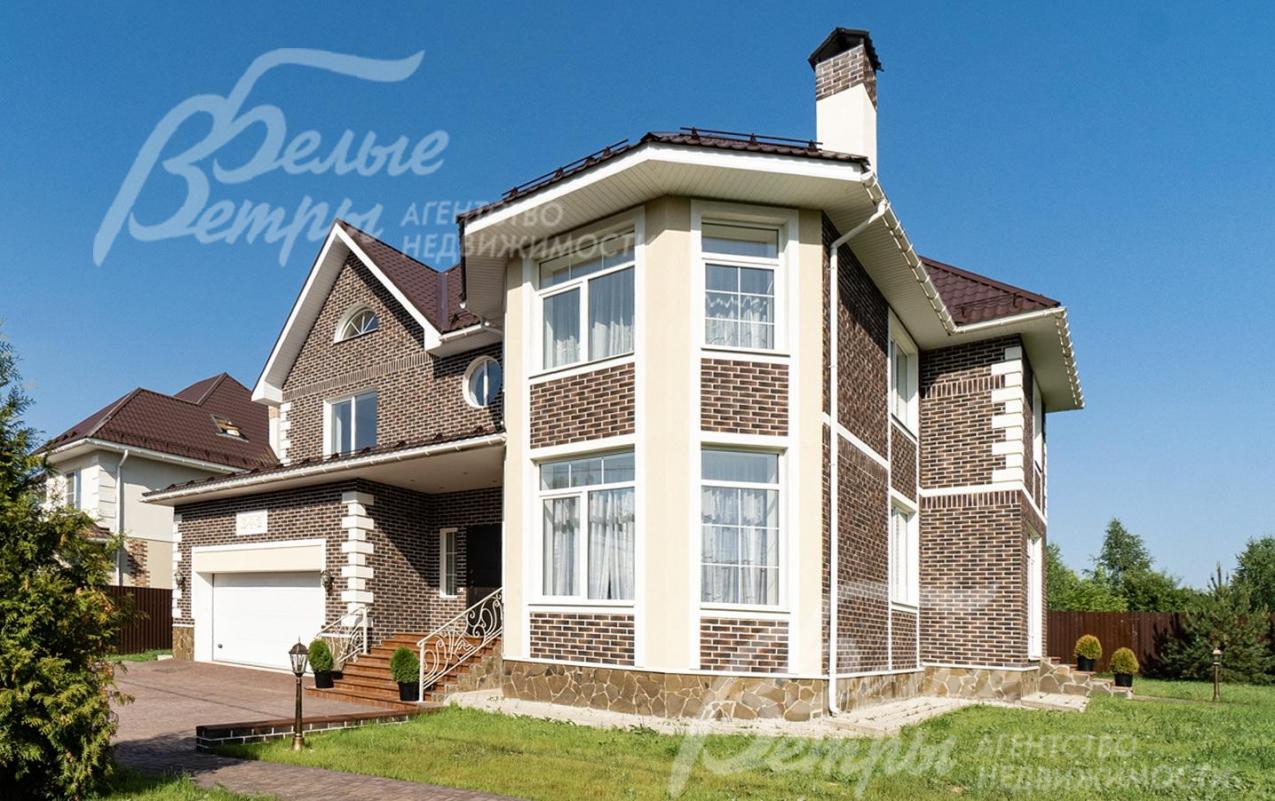 Кирпичный дом 350 кв.м в современном клубном поселке бизнес-класса