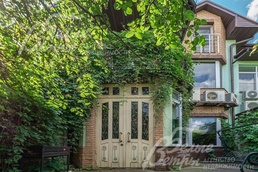 Таунхаус 240 кв.м с мебелью в охраняемом ЖК Дубровка