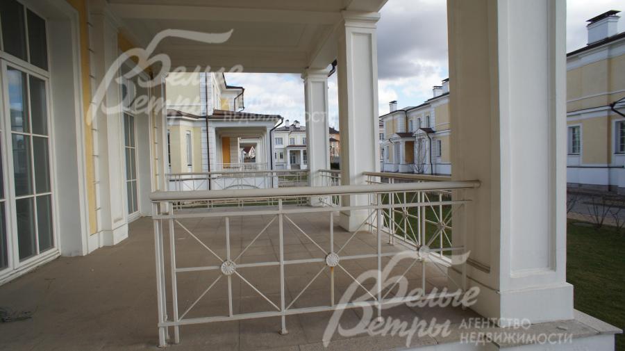 Крытая терраса 33 кв.м отделана гранитом