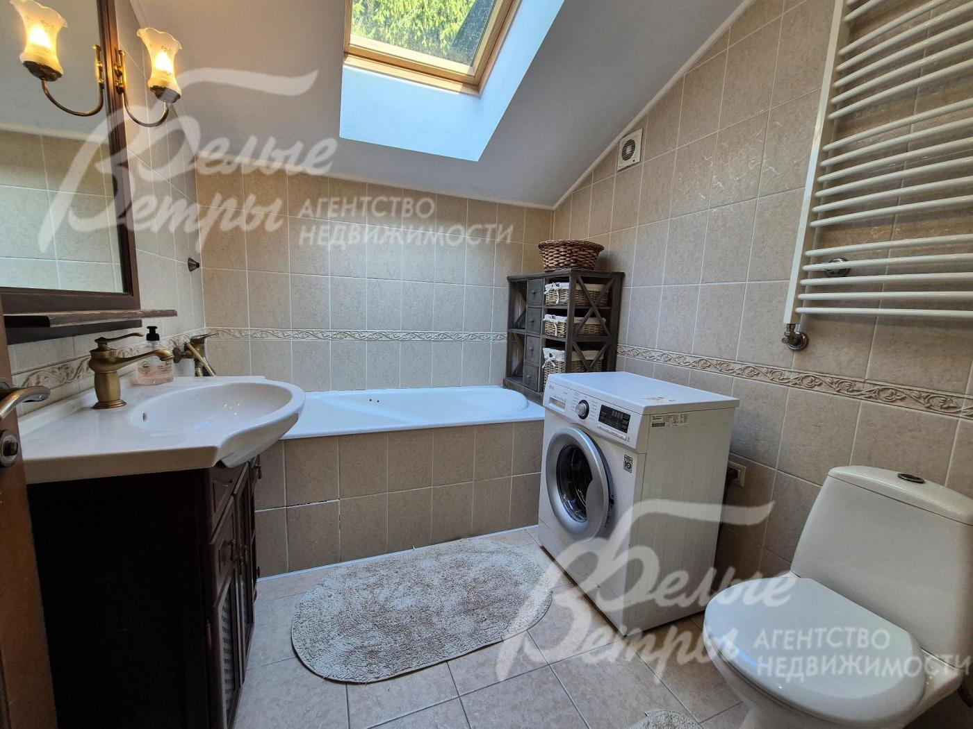 Санузел с ванной на втором этаже