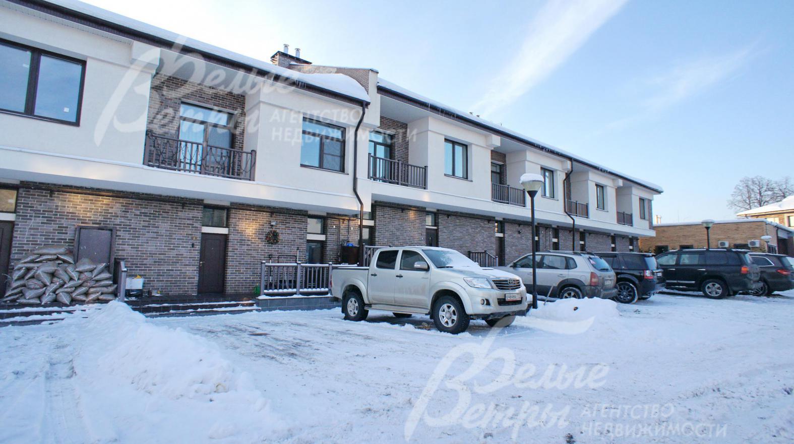 Таунхаус с мебелью 280 кв.м в кп "Староникольское" (поселение Первомайское)