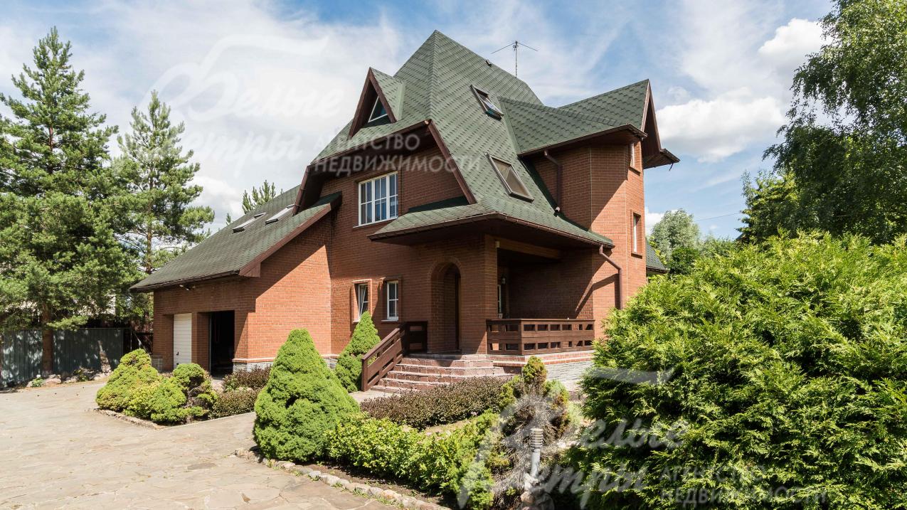 Дом 4-уровневый 337 кв.м в коттеджном поселке Ямонтово