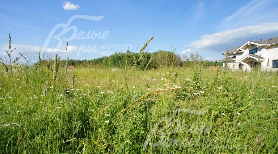 Участок 16 соток в коттеджном поселке Природный Парк Каменка