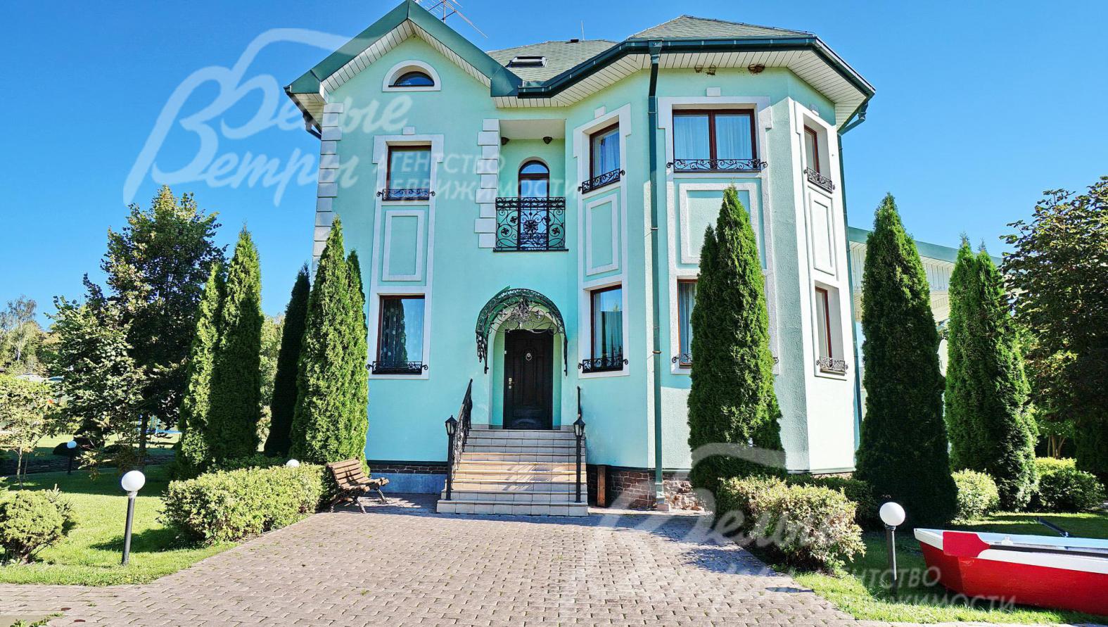 Дом с мебелью в КП Лесное озеро на Калужском шоссе