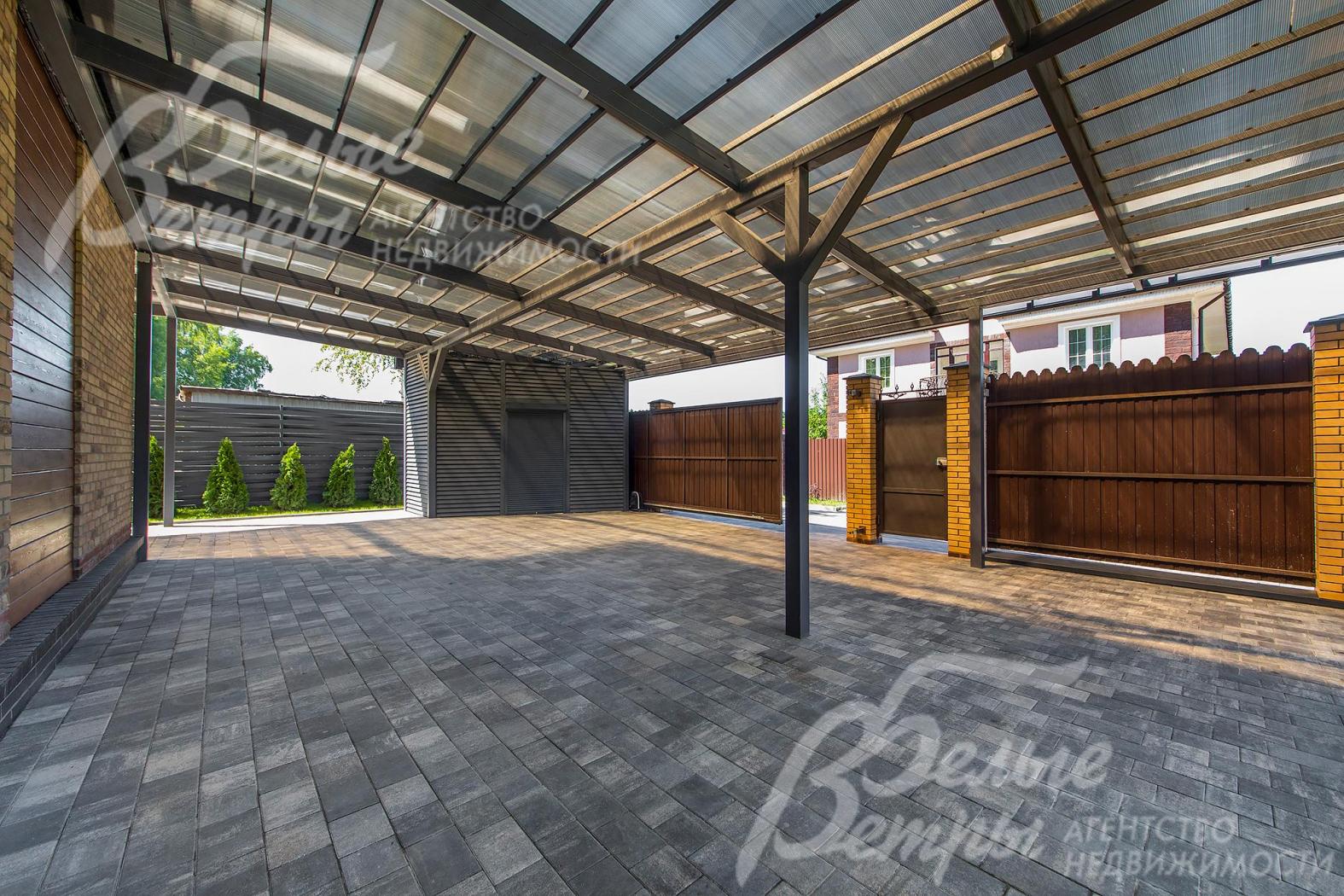 Навес на 4 автомобиля площадью 150 кв.м, поликарбонат Германия