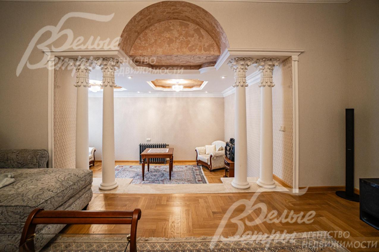 Колонны и декор