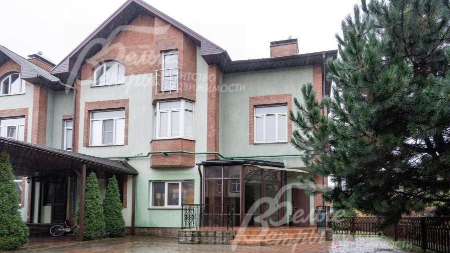 Таунхаус 286 кв.м в ЖК Дубровка рядом с метро