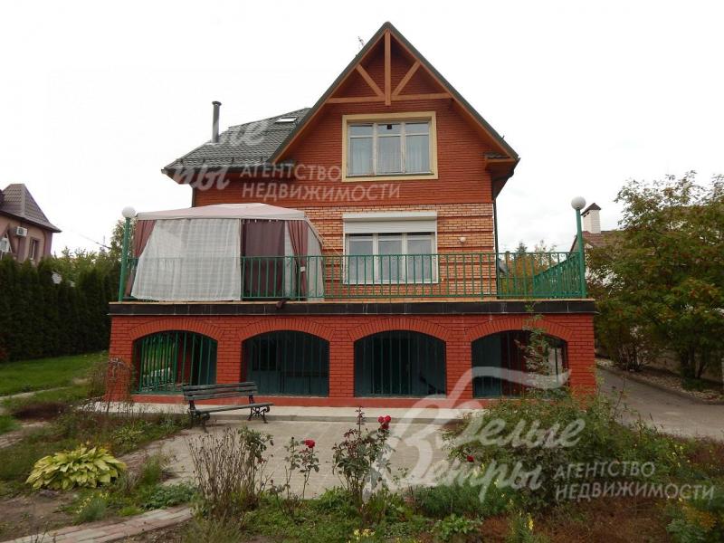 Дом 201 кв.м около реки на 11 сотках земли