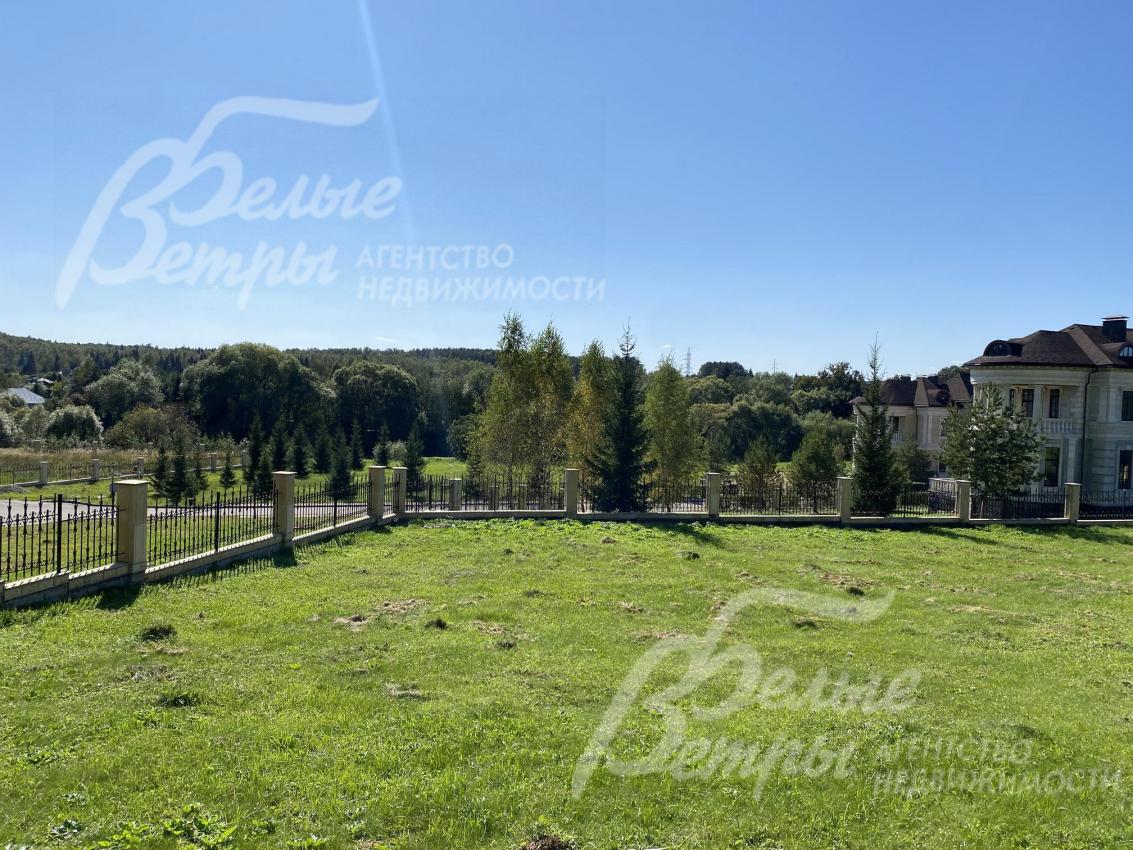 Участок 22 сотки в застроенном коттеджном поселке Идиллия