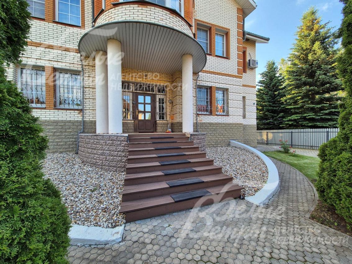 Дом 630 кв.м в аренду в Новой Москве