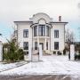 Дом под чистовую отделку классической архитектуры в элитном поселке Президент