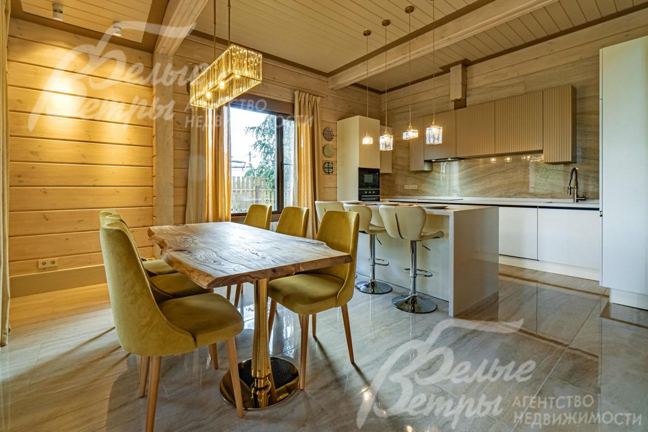 Кухня производства Беларусь (фирма ЗОВ) с островом