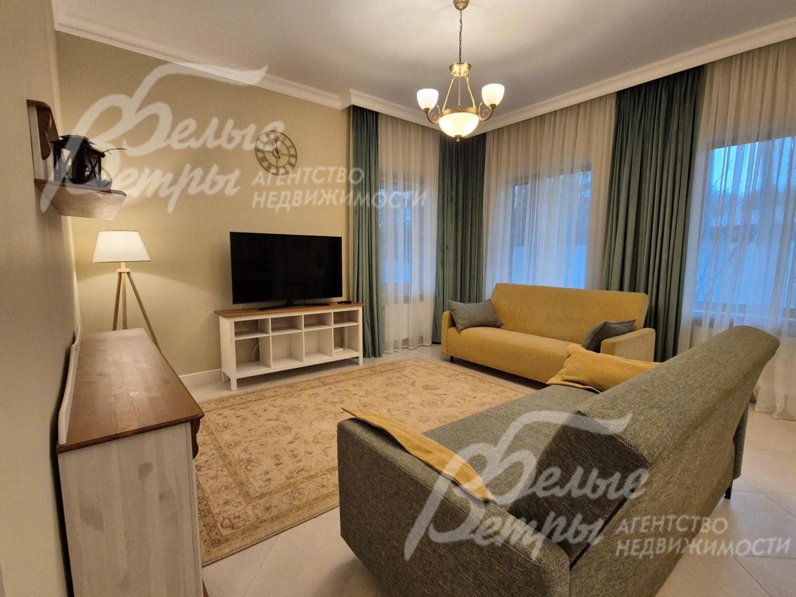 Дом 290 кв.м в аренду в КП Солнечный город 