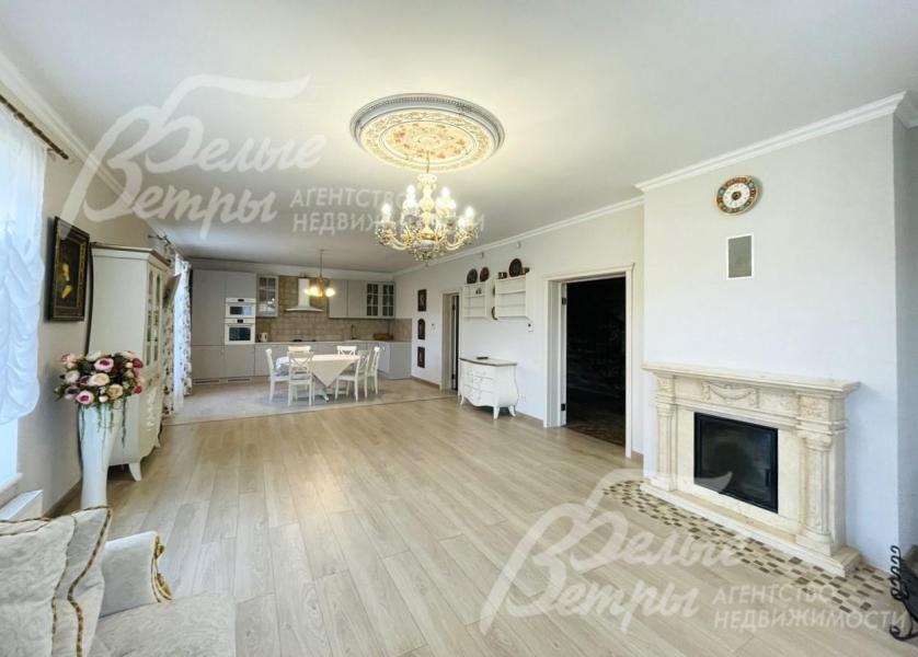 Меблированный дом в обжитой деревне Пятовское.