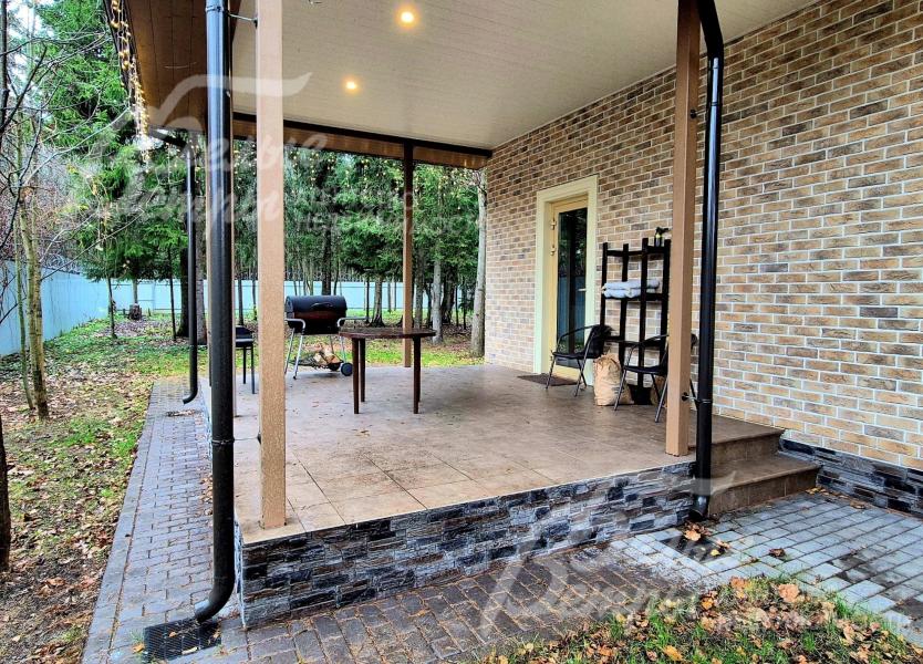 Из кухни выход на террасу