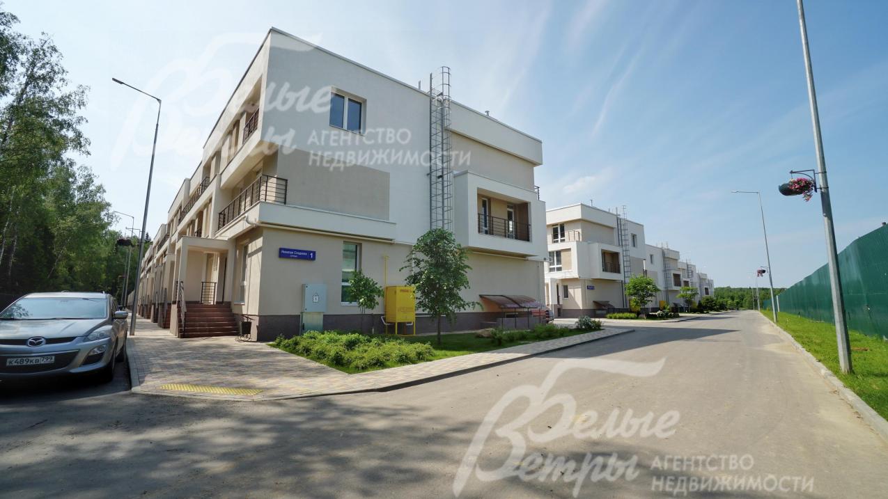 Секция таунхауса 180 кв.м в ЖК Лесная сказка