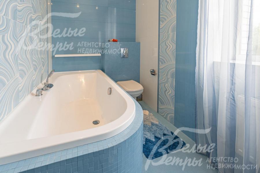 Санузел 5,5 кв.мс ванной на втором этаже