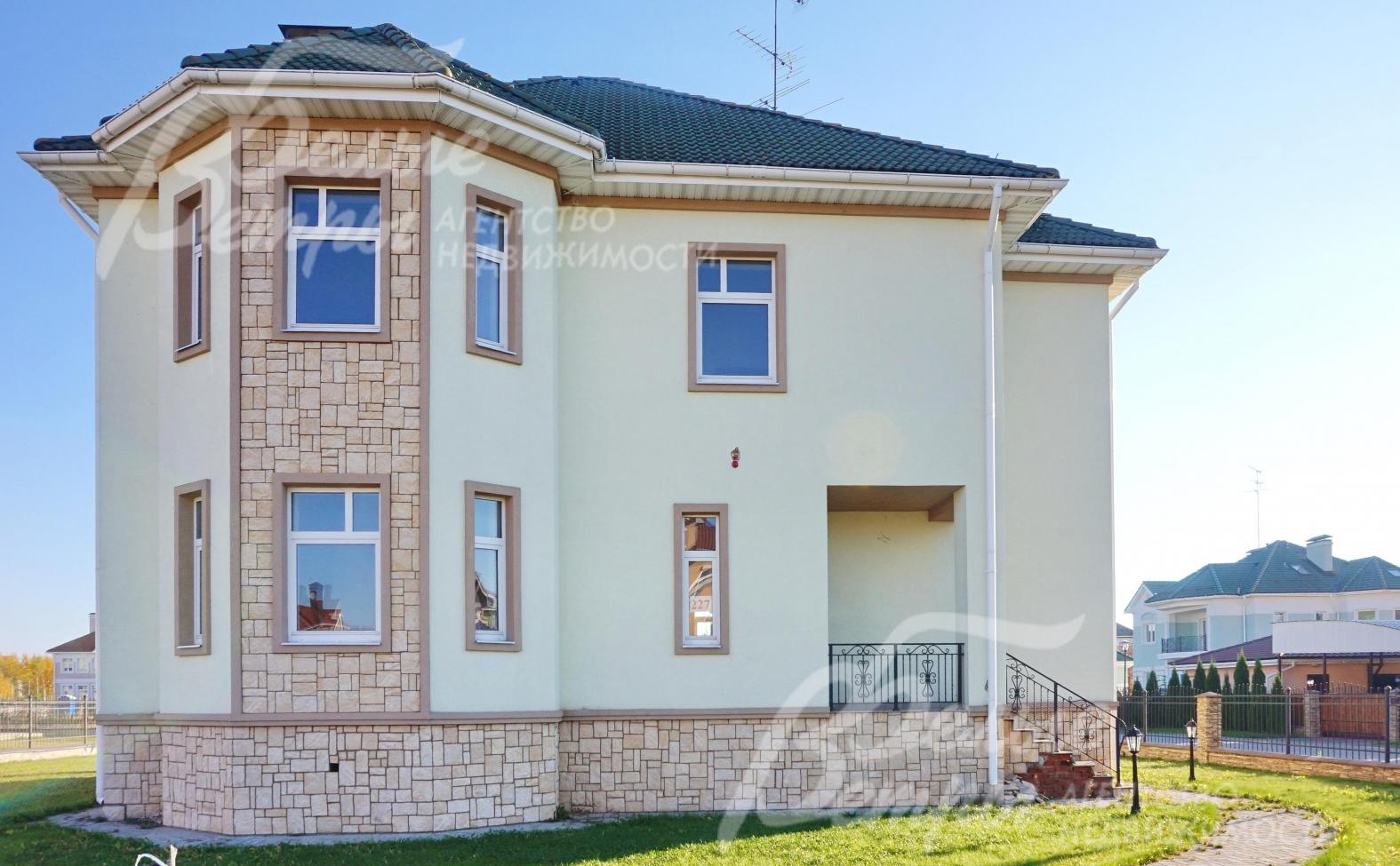 Дом под чистовую отделку в коттеджном поселке Новое Глаголево