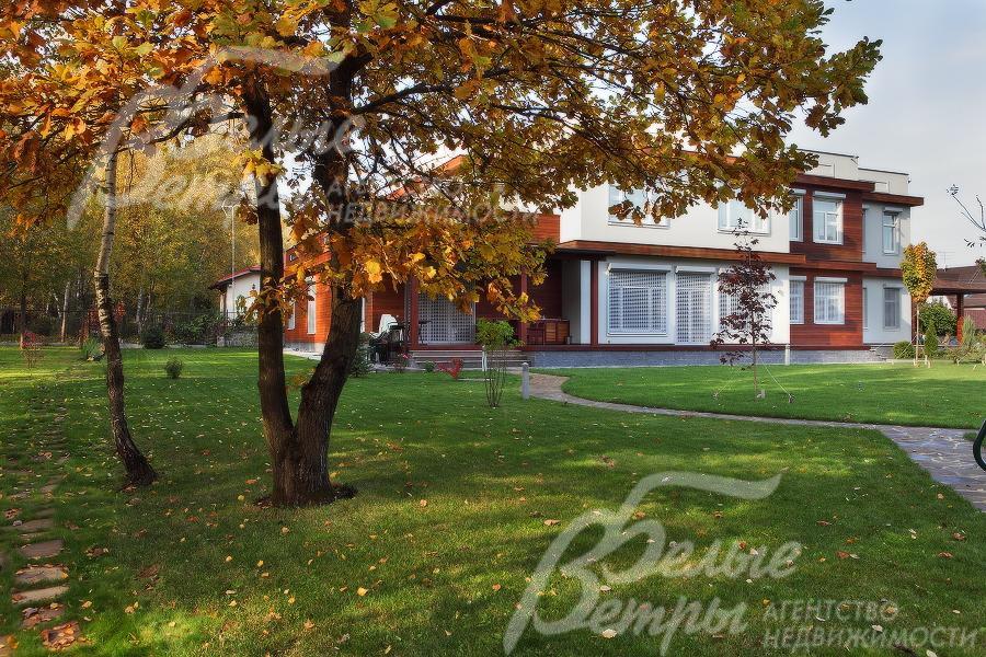 Огромный прилесной участок с шикарным парковым ландшафтом.