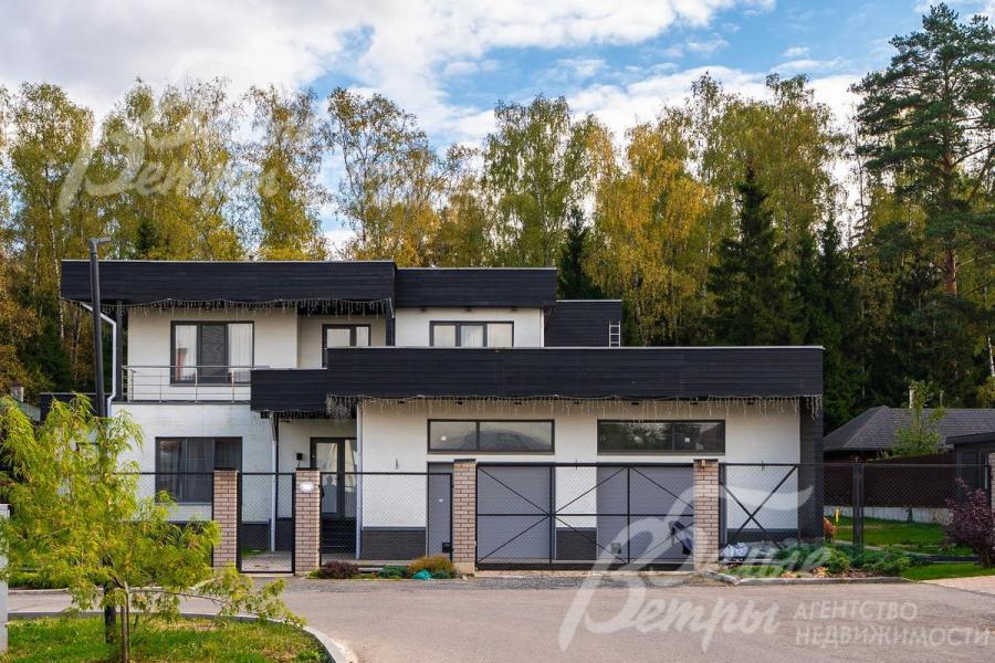 Современный меблированный дом 432 кв.м в охраняемом КП Есенино