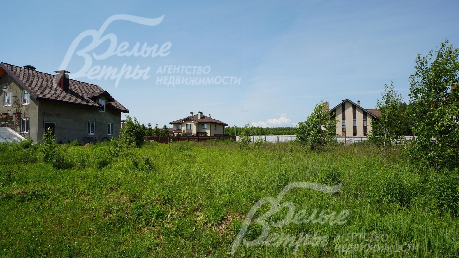 Участок 13 соток в поселке Певчее